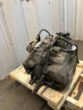 Load image into Gallery viewer, TRANSMISSION Volvo S80 1999 99 2000 00 2001 01 2002 02 - NW792025
