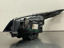 Load image into Gallery viewer, Headlight Lamp Assembly Land Rover Discovery 2017 - NW792914
