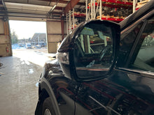 Load image into Gallery viewer, Side View Door Mirror Hyundai Santa Fe 2019 - NW795057
