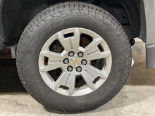 Load image into Gallery viewer, WHEEL RIM Colorado 15 16 17 18 19 17x8 17x8, 6 lug, 120mm - NW802251
