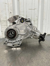 Load image into Gallery viewer, Transfer Case Hyundai Tucson 2023 - NW802450
