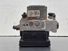 Load image into Gallery viewer, ABS Pump  SIERRA 1500 PICKUP 2019 - NW806347
