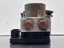 Load image into Gallery viewer, ABS Pump  SIERRA 1500 PICKUP 2019 - NW806347
