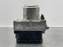 Load image into Gallery viewer, ABS Pump Honda Crosstour 2012 - NW808592
