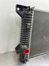 Load image into Gallery viewer, RADIATOR Expedition F150 Pickup Navigator 2011-2017 - NW814822
