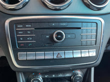 Load image into Gallery viewer, RADIO CONTROLS B250 CLA250 CLA45 GLA250 GLA45 GLAh 17 18 19 20 - NW561596
