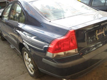 Load image into Gallery viewer, SPEEDOMETER CLUSTER Volvo S60 V70 S80 2004 04 - 47126
