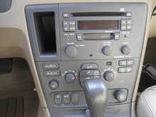 Load image into Gallery viewer, SPEEDOMETER CLUSTER Volvo S60 V70 S80 2004 04 - 47126
