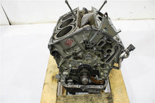 Load image into Gallery viewer, CYLINDER BLOCK E250 Van CL550 CL600 CL63 CL65 CLS400 CLS550 CLS63 13-19 - 1334160
