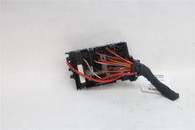Load image into Gallery viewer, FUSE BOX Volkswagen Jetta Passat 10 11 12 13 14 15 - 1334624
