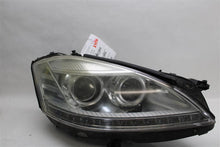 Load image into Gallery viewer, Headlight Lamp Assembly Mercedes-Benz S550 2012 - 1343896
