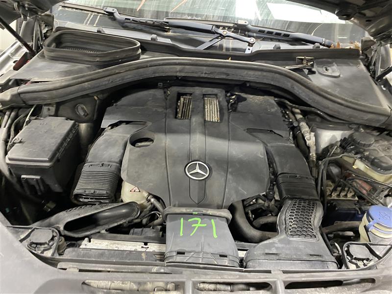 Engine Motor Mercedes-Benz Gl450 2016 - 1344128