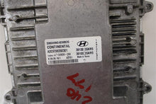 Load image into Gallery viewer, ECU ECM COMPUTER Hyundai Santa Fe 2017 17 2018 18 - 1344229
