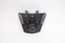 Load image into Gallery viewer, Temperature Controls Hyundai Santa Fe 2017 - 1344318

