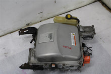 Load image into Gallery viewer, DC CONVERTOR INVERTOR Toyota Prius 2004 04 2005 05 2006 06 2007 07 - 1350926
