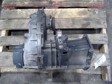 Load image into Gallery viewer, TRANSFER CASE Audi Q7 2007 07 2008 08 2009 09 2010 10 - 1355368
