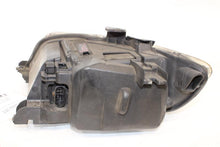 Load image into Gallery viewer, HEADLIGHT LAMP ASSEMBLY Audi Q7 10 11 12 13 14 15 Right - 1355421
