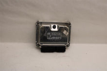 Load image into Gallery viewer, ECU ECM COMPUTER Jetta Rabbit 2008 08 2009 09 Auto - 1355473
