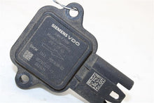 Load image into Gallery viewer, Mass Air Flow Sensor Meter MAF 128i 323i 328i 528i X3 X5 Z4 07-13 - 1356038
