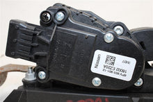 Load image into Gallery viewer, ELECTRONIC PEDAL ASSEMBLY Nissan Titan XD 2018 18 - 1356917
