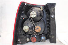 Load image into Gallery viewer, TAIL LIGHT LAMP ASSEMBLY Land Rover LR2 08 09 10 Right - 1358709
