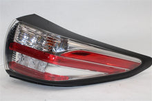 Load image into Gallery viewer, OUTER TAIL LIGHT LAMP Murano Murano Cross Cabriolet 16-18 Right - 1358793
