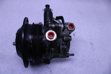 Load image into Gallery viewer, POWER STEERING PUMP S430 S500 2000 00 01 02 03 04 - 06 - 1358834
