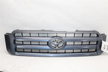 Load image into Gallery viewer, GRILLE Toyota Highlander 2004 04 2005 05 2006 06 2007 07 - 1360339
