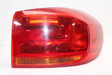 Load image into Gallery viewer, OUTER TAIL LIGHT LAMP Volkswagen Tiguan 12 13 14 15 16 17 Right - 1360720
