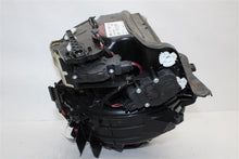 Load image into Gallery viewer, FRONT A/C HEATER BLOWER MOTOR 528D 528i 535i 535i Gt 550i 550i Gt 09-15 - 1361967

