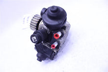 Load image into Gallery viewer, FUEL PUMP Audi Q7 Volkswagen Touareg 2009 09 2010 10 - 1363221
