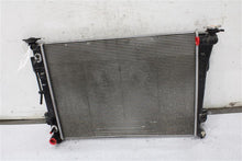 Load image into Gallery viewer, RADIATOR FAN ASSEMBLY Hyundai Azera 2015 15 2016 16 2017 17 - 1363582
