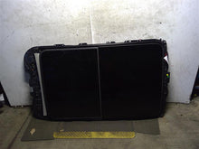 Load image into Gallery viewer, SUNROOF ASSEMBLY Volkswagen Atlas 18 19 20 21 22 - 1363914
