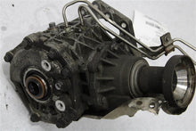 Load image into Gallery viewer, TRANSFER CASE Land Rover Evoque 14 15 16 17 18 19 - 1364527
