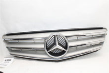 Load image into Gallery viewer, GRILLE Mercedes-Benz C230 C250 C300 C350 C63 08 09 10 11 - 1364924

