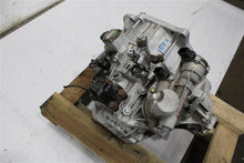Load image into Gallery viewer, TRANSMISSION Veloster 2013 13 2014 14 2015 15 2016 16 VIN D - 1366629

