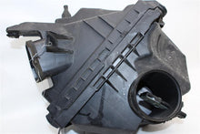 Load image into Gallery viewer, AIR CLEANER BOX Infiniti QX60 Nissan Pathfinder 17 18 19 20 - 1367543

