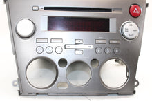 Load image into Gallery viewer, RADIO Subaru Legacy 2007 07 2008 08 AM/FM/CD - 1368289

