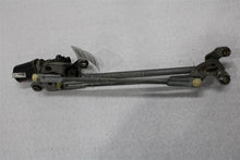 Load image into Gallery viewer, WIPER MOTOR Avalon 2000 00 2001 01 2002 02 2003 03 04 - 1369204
