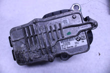 Load image into Gallery viewer, TRANSFER CASE ACTUATOR MOTOR 228I 320i 328D 328i 328I GT 335i 335i 10-17 - 1369266
