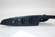 Load image into Gallery viewer, FRONT DOOR WINDOW SWITCH Hyundai Tucson 16 17 18 19 20 21 - 1370117
