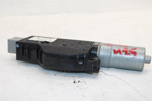 Load image into Gallery viewer, SUNROOF MOTOR Subaru Forester 2024 24 - 1370378
