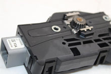 Load image into Gallery viewer, SUNROOF MOTOR Subaru Forester 2024 24 - 1370378
