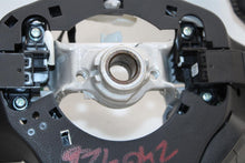 Load image into Gallery viewer, STEERING WHEEL - 1370414
