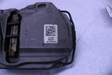 Load image into Gallery viewer, BRAKE CALIPER - 1372674
