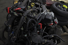 Load image into Gallery viewer, ENGINE MOTOR Land Rover Evoque 14 15 16 17 2.0L VIN G - 1372744
