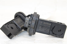 Load image into Gallery viewer, Mass Air Flow Sensor Meter MAF 550i 550i Gt 650i 750i 750il Alpina 13-17 - 1372852
