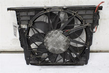 Load image into Gallery viewer, RADIATOR FAN ASSEMBLY 550i 550i Gt 650i 750 HYBRID 750i 750il 09-15 - 1372867
