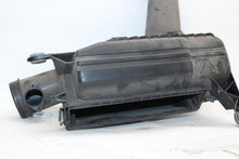 Load image into Gallery viewer, AIR CLEANER BOX Boxster Boxster S 98 99 00 01 02 03 04 - 1372964
