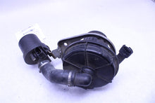 Load image into Gallery viewer, AIR INJECTION PUMP SMOG BMW 330i X5 325i 525i 2003 03 2004 04 05 06 07 - 10 - 1373471
